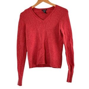 Gap | Pink lambswool blend v-neck knit classic pullover sweater